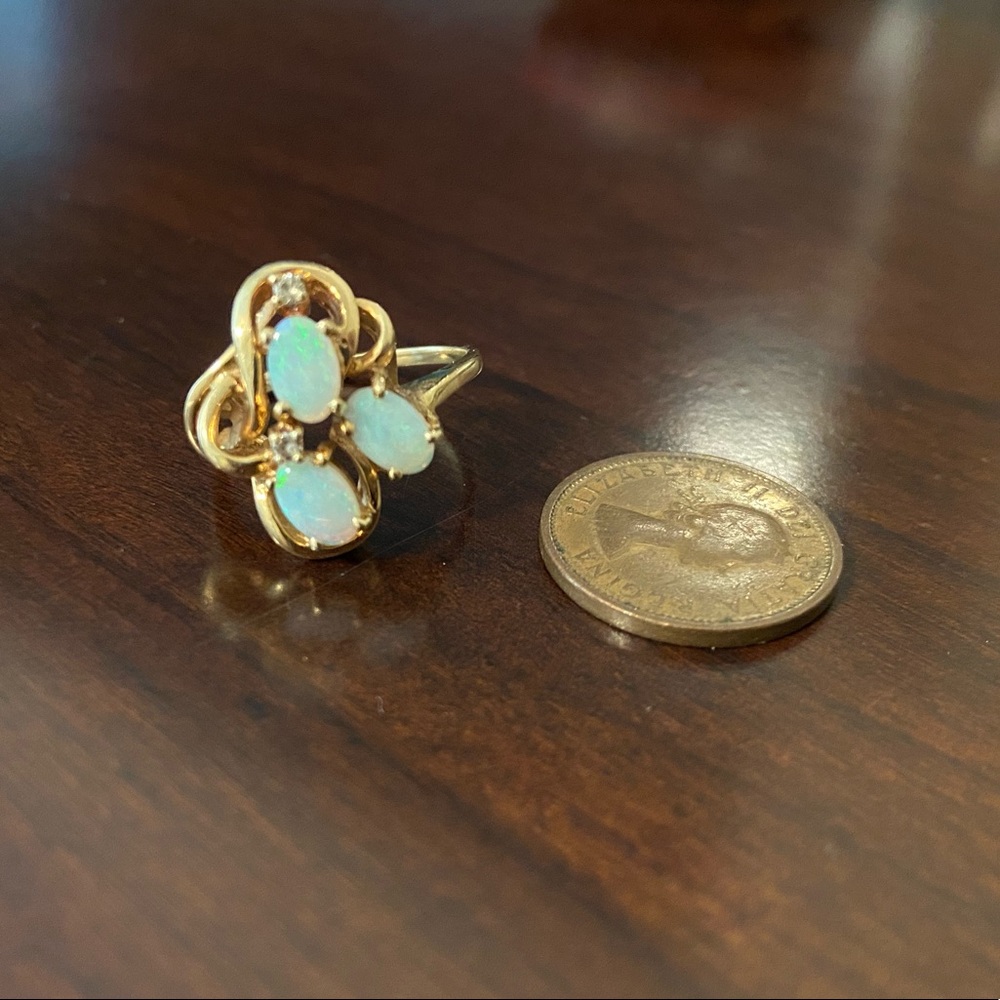 Opal and gold ring